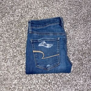 AE SUPER STRETCH RIPPED JEGGINGS SZ 6 LONG